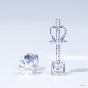 Bông tai 4 chấu chốt ren ổ 4,0mm Bạc S925 xi kim Chủ Mois Round D không tấm SEE100